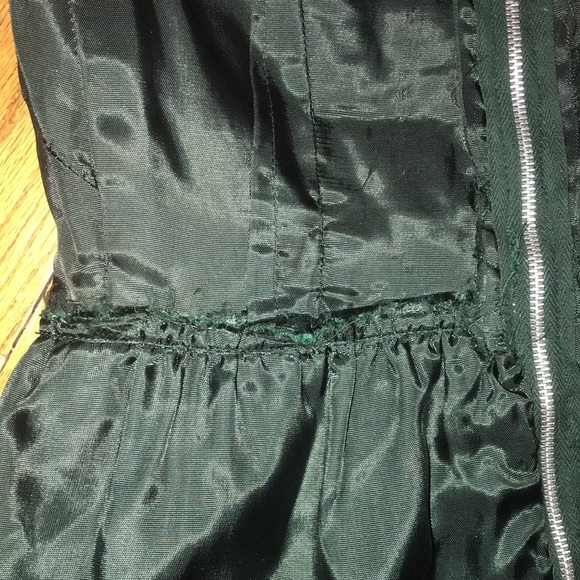 1970s Green Velvet/Creme Embroidery Overlay Mini Dress sz Small - Picture 7 of 9